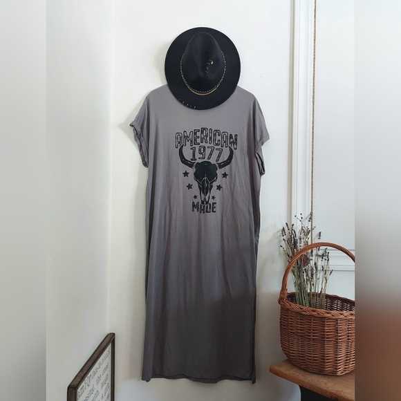 Zutter USA Dresses & Skirts - Zutter USA American Made 1977 Longhorn Graphic Dress in Charcoal